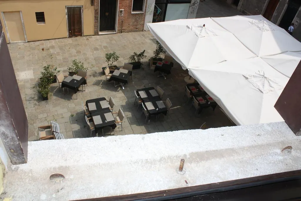 Mario Apartment 2 Venecia Italia