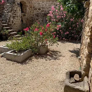 Mas Héritage Hébergement de vacances Rosières