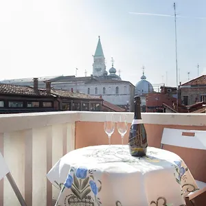Appartement Luxury Terrace View Of San Marco, Venise